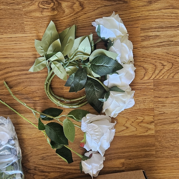 Artifical White Roses Wedding - Picture 5 of 10